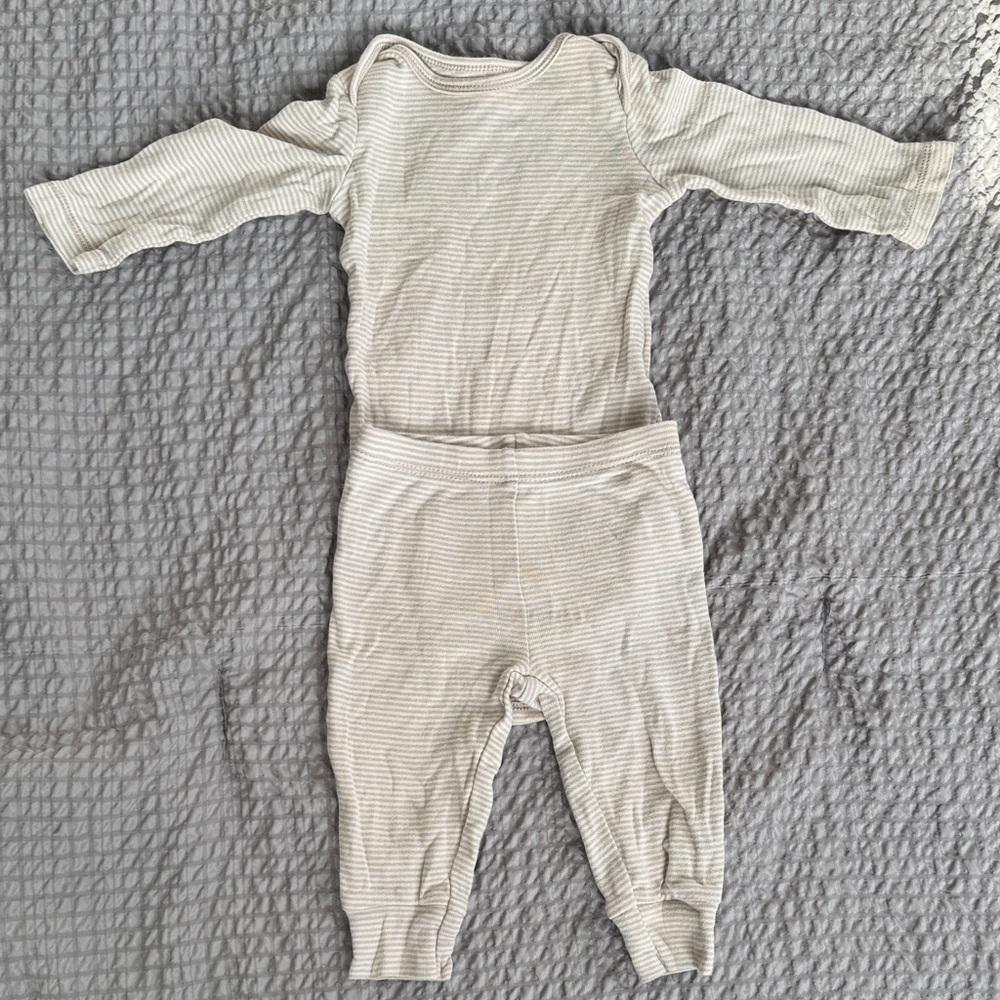 ⚠️Carter’s Baby Outfit⚠️